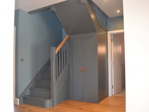 Staircase-and-bespoke-under-stairs-storage-in-Hove